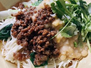 Fen Jie Wan Za Mian (No.3 Courtyard, Youjiadu Community Store)