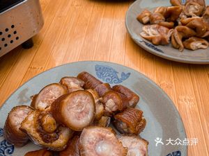 Zhong's Braised Delicacies (Yueying Garden Store)
