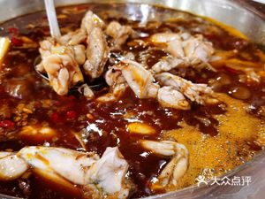 Liu's Fresh Frog and Rabbit Hot Pot (Yingtong Branch)
