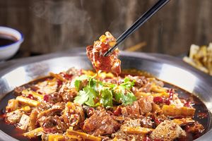 Many Boss Black Bean Chicken Stew