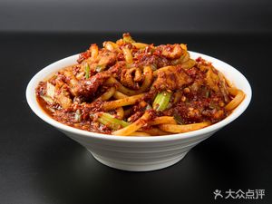 Xinjiang Special Fried Rice Noodles