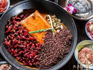 Yaogezi Spicy Braised Pork Hot Pot (Dayi Store)