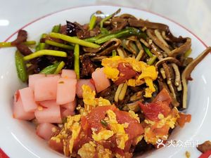 Qingyuan Pig Trotter Rice (Swan Lake Store)