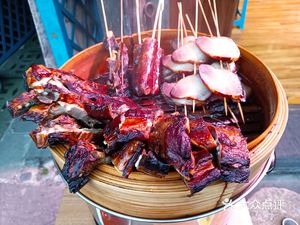Qingcheng Old Smoked Pork (West Street Store)
