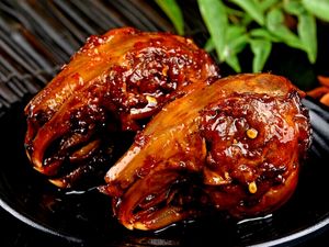 Lao Mu Rabbit Heads (Yulin Branch)