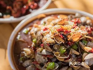 Yulin Night Food (Yushouyuan Branch, Qingchun Island Community)