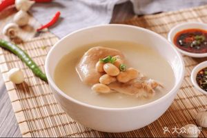 Mom's Pig Trotter Le Shan Barbecue (Yulin Branch)