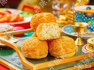 Li Chen Zhang · Soy Milk and Fried Dough Sticks Market (Huayu Rongguofu Store)