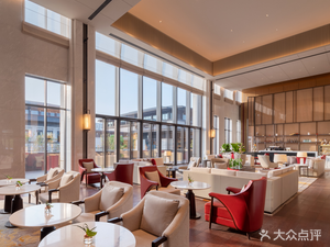 Chengdu Sheraton Grand Hotel · Sheng Ran Lobby Bar & Courtyard Lounge
