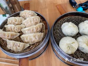 Li Ji Jiucheng Steamed Dumplings (Baijin Road Branch)