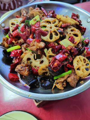 Hundred Flavors Home-style Cooking