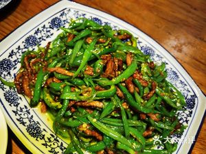 Mianlin Tianxia · Earthen Bowl Dishes (Xingfu Road Store)