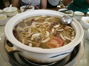 Tian Ji Yunnan Tianma Ham Chicken (Hongguang Branch)
