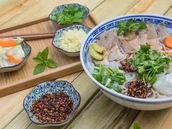 Zhi Yang Yang Panzhihua Lamb Rice Noodles