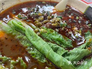 Zhou Ji Sour Cabbage Fish Rice Noodles (Tongsen Jinxi Branch)