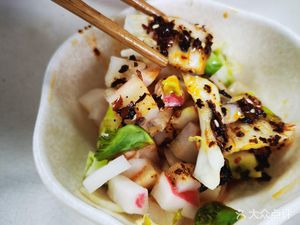 Earthen Stove Simmered Pig Trotters Egg White Rolled Noodles (Hongguang Jiayuan Branch)