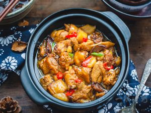 Secret Recipe Braised Chicken Rice
