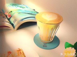 Lian Ka Coffee (Poly Garden Phase 5 · Yue Rong Jun Store)