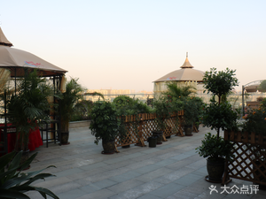 Sky Seafood Restaurant