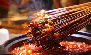 Cui Hua and Spicy Hot Pot
