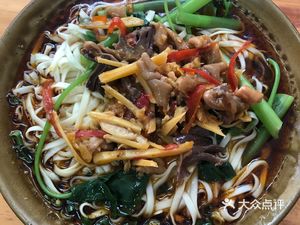 Suancai Luhou Noodles