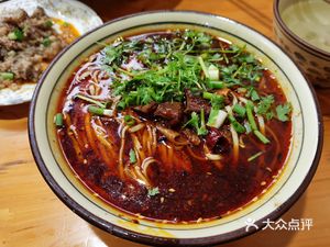 Zhou's Beef Noodles (Hejing Xin Cheng A Area Branch)