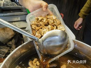 Kai Ge's Braised Pig Intestines