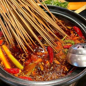 Liangjiaoqian Skewered Hot Pot (Airport Branch)