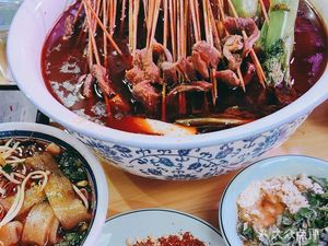 Zouji Spicy Skewers (Xianan Guandi Branch)