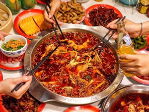 Xian Xiang Ming Men Fresh Rabbit Hot Pot