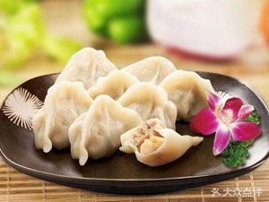 Xin'er Northeast Dumplings (Yinsha Road 80 Yard Store)