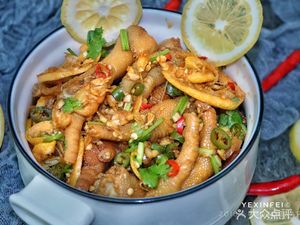 Signature Chicken Feet (Qingyang Store)