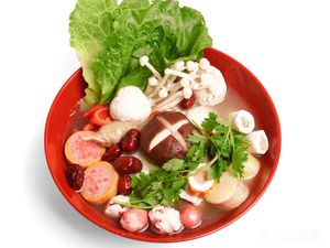 Lao Ma Chao Shou Chicken Soup Spicy Dishes (Shuhan Branch)