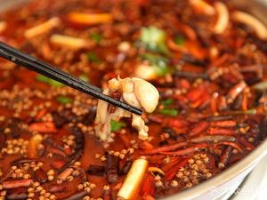 Zhang Ji Sandpot Frog and Fish