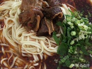 Li Ji Red Braised Beef Noodles (Yanhua Road Branch)