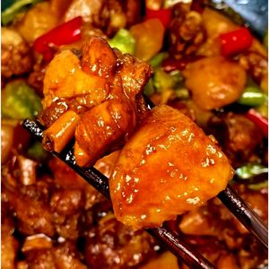 Scholar Huang's Braised Chicken Rice