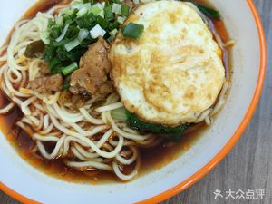 Si Hai Ren Jia Squid Noodle House (Zaozi Alley Branch)