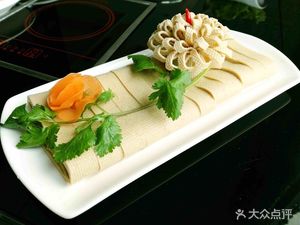 Cao's Duck Neck (Yincheng Longyue Center Shopping Mall Store)