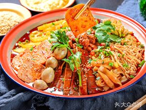 Xiao Ban Deng Pan Pan Spicy Hot Pot (Jincheng Nan Fu Store)