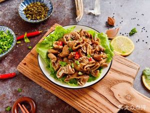 Yunnan Copper Pot Rice Noodles – One Pot, One Serving (Yintai City Store)