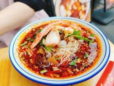 Niu Wang Miao Chen Hua Ying Spicy Flavor Noodles