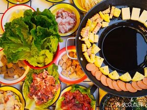 Yule Luo · Guizhou Hot Pot (Yintai City Store)