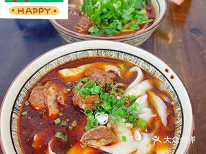 Old Street Neighbor Knife-Stripped Noodles (Haikao Market Branch)