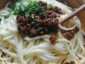 Brothers Home-style Noodles (Liangui West Road Branch)