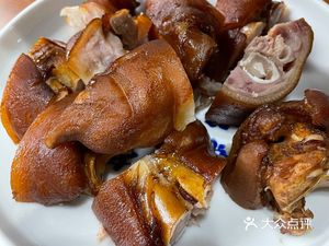 Wan Chun Hundred-Year Old Braised Dishes