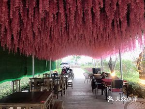 Huangjueshu Restaurant