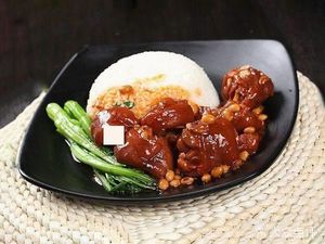 Longjiang Pig Trotter Rice (Jiazhengye Fu Store)