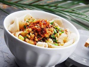 Lanzhou Lamian & Xinjiang Large Plate Chicken
