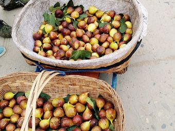 Wenjia Comprehensive Market Ready-to-Eat Section