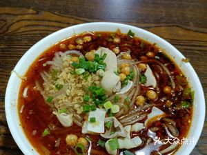 Zhou Family Noodles with Pork Intestines (Qinglong Alley Branch)